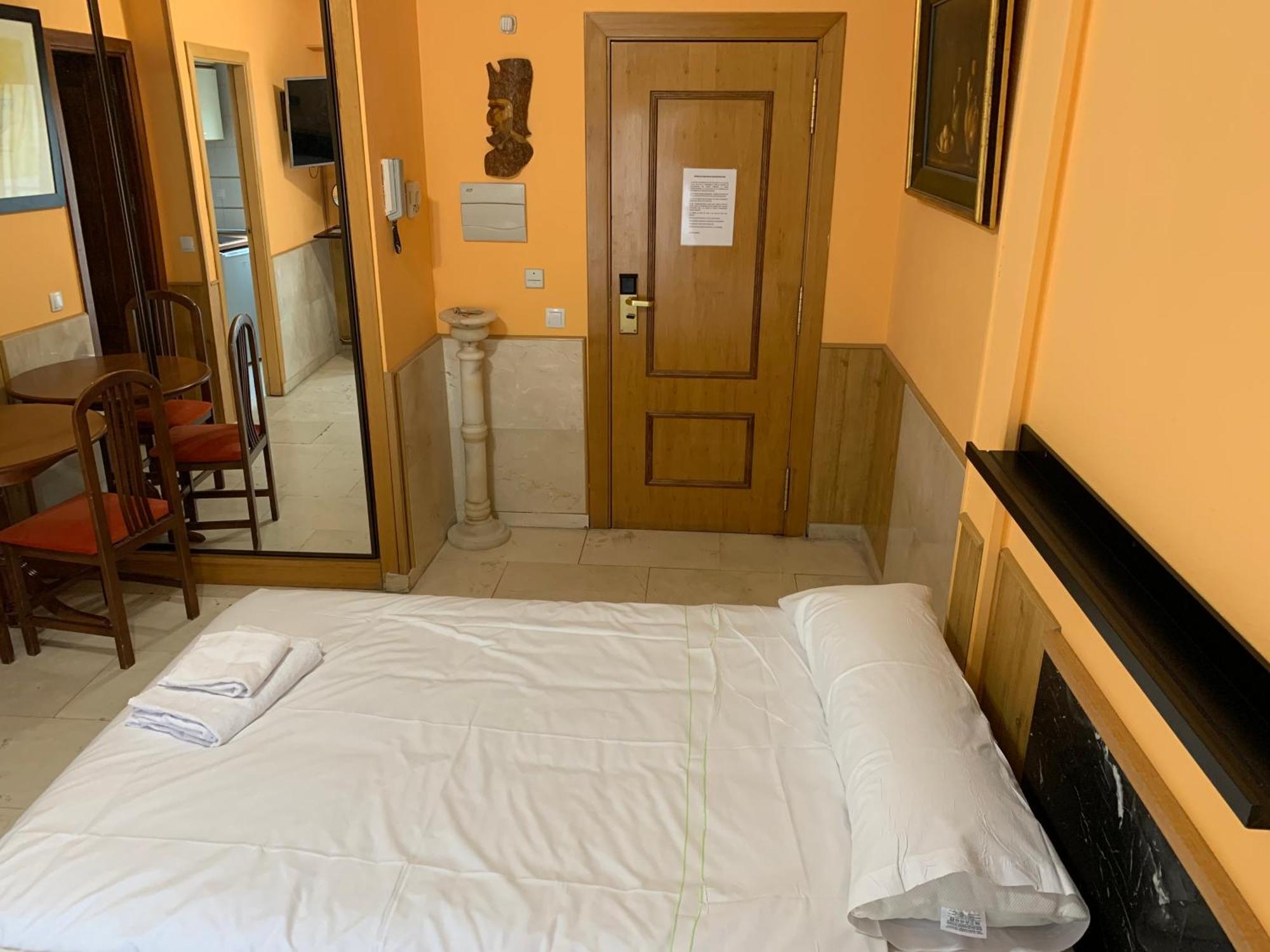 Apartamentos Y Estudios Torr En Madrid - Chamartin Con Wifi Gratis Buitenkant foto
